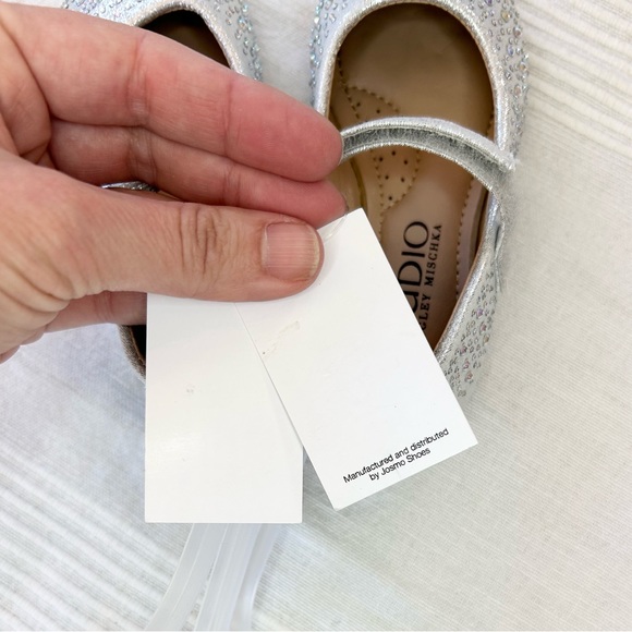 NWT Badgley Mischka Toddler Girls' Glitter Dress Shoe - Picture 10 of 12